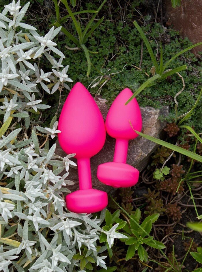 Большая дизайнерская анальная пробка с вибрацией Fun Toys Gplug - розовая от компании Секс шоп "More Amore" - фото 1