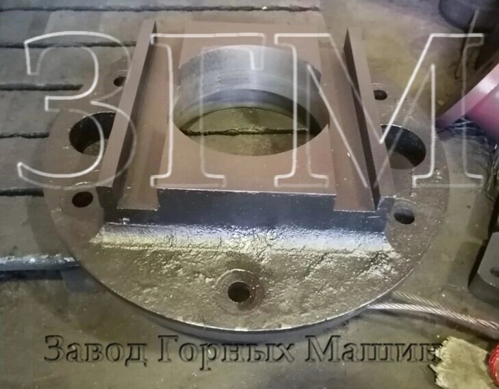 Головка 1275.05.316 от компании ООО "Завод Горных Машин" - фото 1