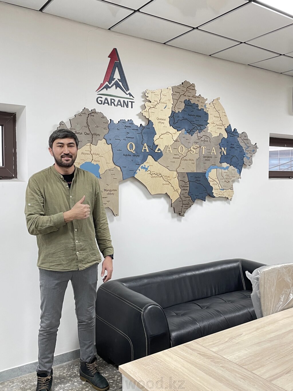 Многоуровневая деревянная карта Казахстана 200*110 без подсветки, цвет "азур" - характеристики