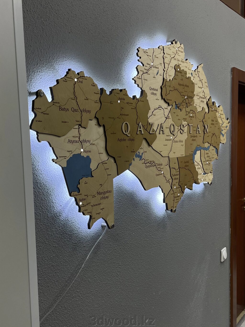 3D- Карта Казахстана из дерево 150*85 см с подсветкой, цвет "сосна" - распродажа