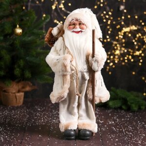Дед Мороз 'В пушистой шубе, посохом и мешком' 47 см, белый