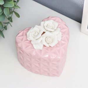 Шкатулка керамика 'Три белых розы. Геометрия' сердце розовое 10х11х11 см