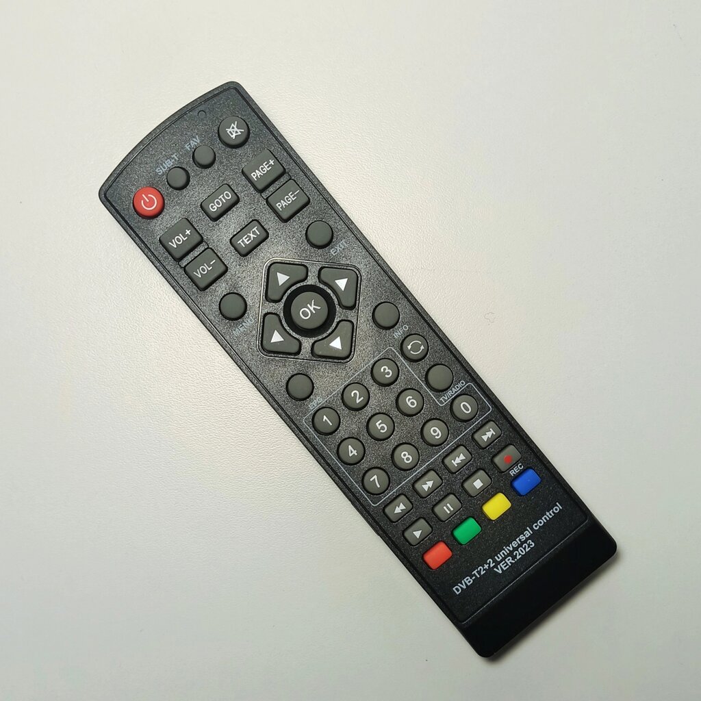Пульт для приставки DVB-T2 + iptv v. 2023 HUAYU - сравнение