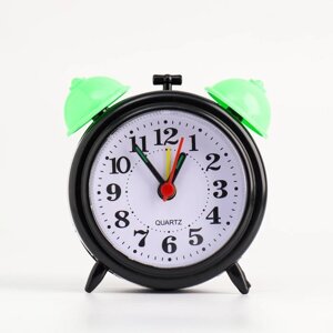 Часы - будильник настольные "Классика", дискретный ход, циферблат d-6 см, 8.5 х 8 см, АА