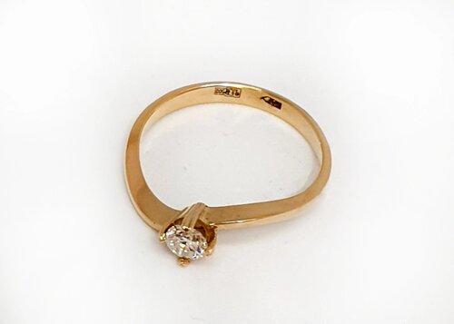 Markoni кольцо золото желтое ; проба 585 ;