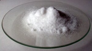 Кальция нитрат (кальциевая селитра, азотнокислый кальций) неорганическая соль азотной кислоты.