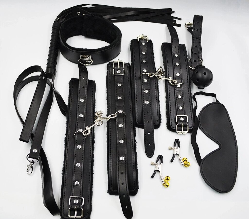 Фетиш набор Black lux  черный (наручники, оковы для ног, ошейник, кляп, плеть, маска, зажимы) от компании Секс шоп "More Amore" - фото 1