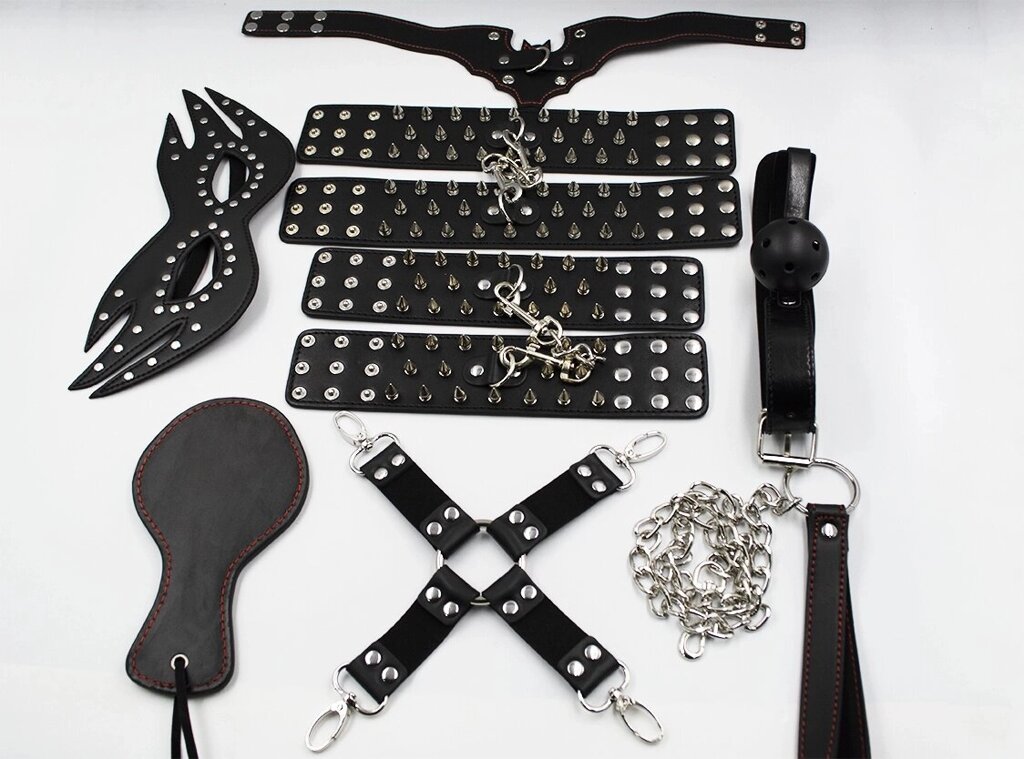 Фетиш набор "Hard" (наручники, оковы для ног, флоггер, повязка, кляп, ошейник, бондаж) от компании Секс шоп "More Amore" - фото 1
