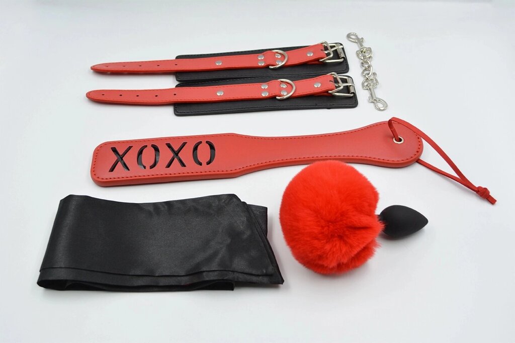 Фетиш набор из 4 предметов (наручники, анальная пробка с хвостиком, паддл, повязка) от компании Секс шоп "More Amore" - фото 1