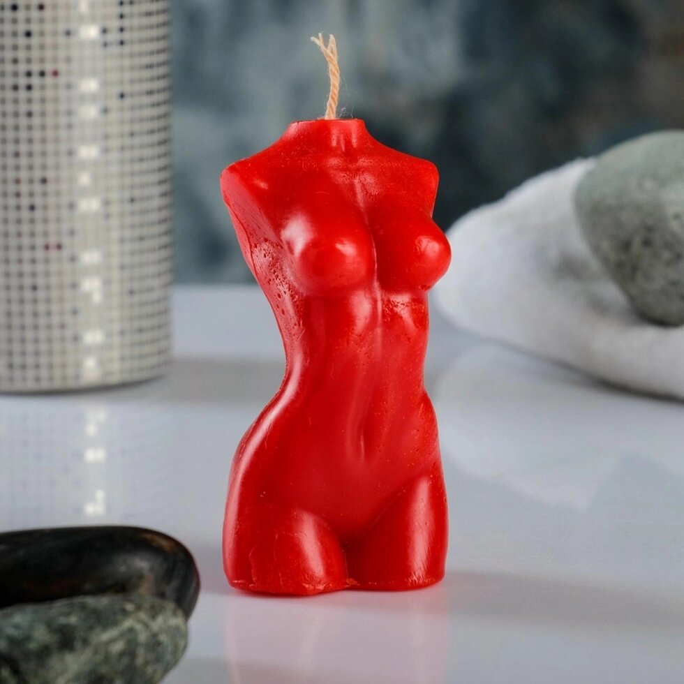 Фигурная свеча красная "Не надо стесняться" (женский торс и грудь) от компании Секс шоп "More Amore" - фото 1