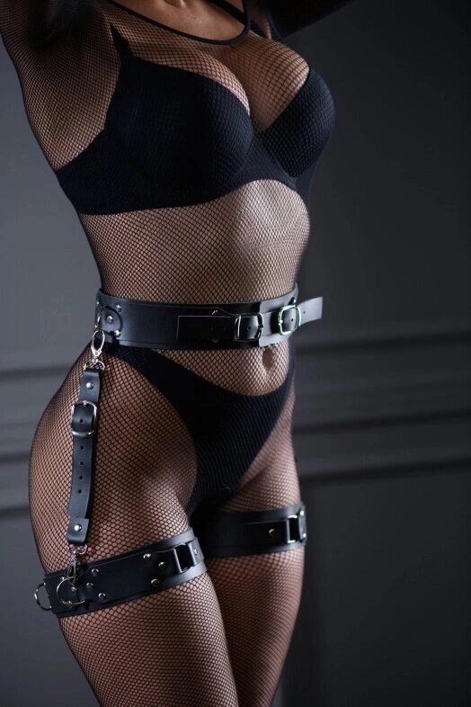 Комплект: пояс с гартерами кожаный Sex Game черный от компании Секс шоп "More Amore" - фото 1