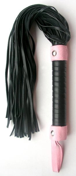 ПЛЕТКА L рукояти 160 мм L хвоста 290 мм, цвет розовый/чёрный, PVC арт. MLF-90066-6 от компании Секс шоп "More Amore" - фото 1