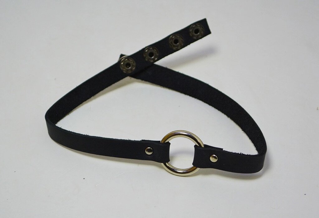 Чокер черный, кожаный с кольцом от компании Оптовая компания "Sex Opt" - фото 1