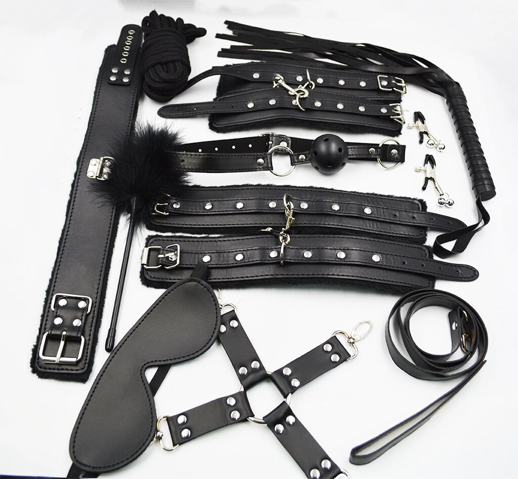 Фетиш набор Classic black ( зажимы, тиклер, наручники, оковы для ног, стек, ошейник, флоггер, кляп, маска) от компании Оптовая компания "Sex Opt" - фото 1