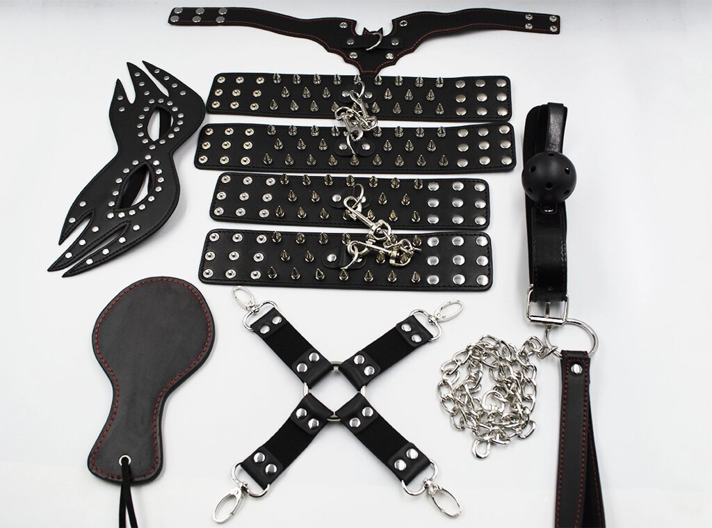 Фетиш набор "Hard"  (наручники, оковы для ног, флоггер, повязка, кляп, ошейник, бондаж) от компании Оптовая компания "Sex Opt" - фото 1