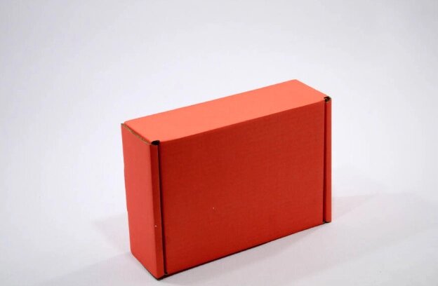 Коробка  красная подарочная (230*170*75 мм.) от компании Оптовая компания "Sex Opt" - фото 1