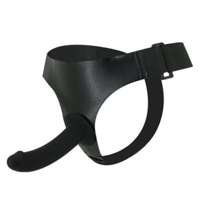 Страпон на трусиках Ultra Passionate Harness (15*3,2 см.) черный