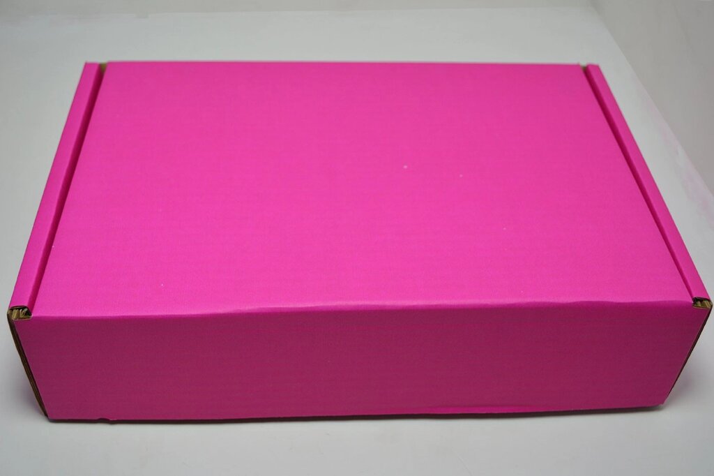Подарочная коробка ярко-розовая (315*215*81) от компании Оптовая компания "Sex Opt" - фото 1