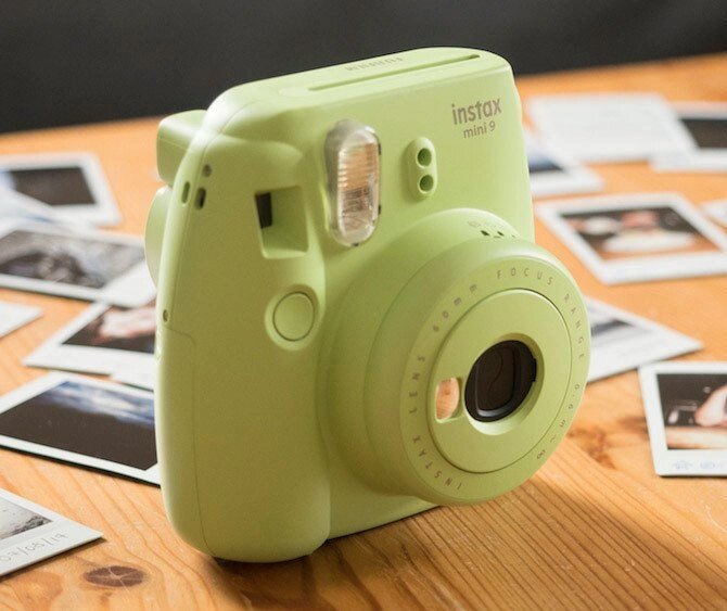 Фотоаппарат моментальной печати Fujifilm Instax Mini 9 (Зелёный лайм) от компании Интернет-магазин Starshop. kz - фото 1