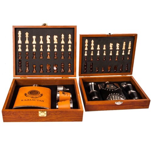 Подарочный набор: шахматы, фляжка, рюмки «Великий комбинатор» в деревянном кейсе (Jack Daniels Steel)