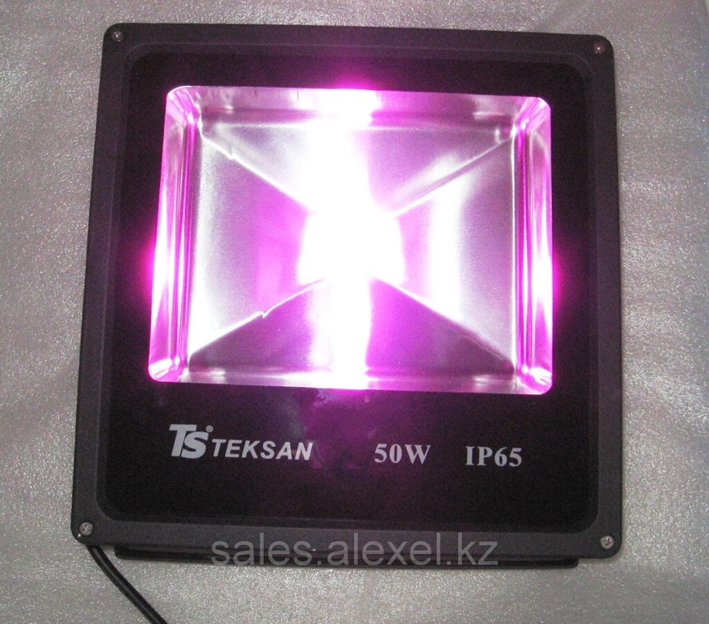 Фитопрожектор полного спектра IP65 для теплиц, подвалов, уцененный от компании Alexel - фото 1