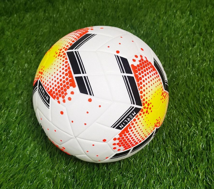 Мяч футбольный Adidas от компании STAR SPORTS - Магазин спортивных товаров - фото 1