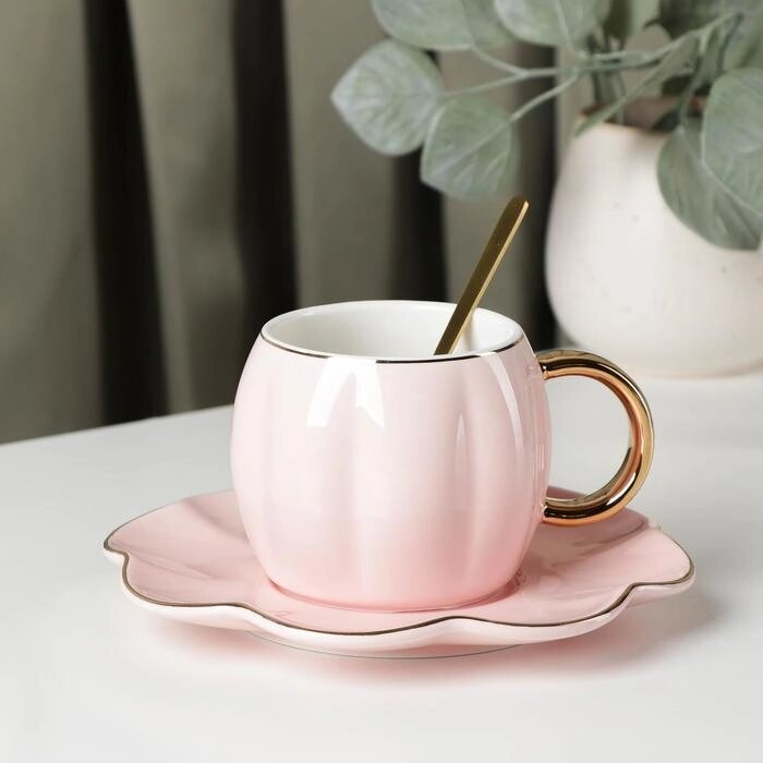 Чайная пара керамическая 'Цветок', 3 предмета чашка 240 мл, блюдце d16 см, ложка, цвет розовый от компании Интернет-магазин "Flap" - фото 1