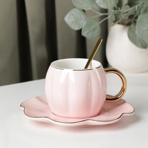 Чайная пара керамическая 'Цветок'3 предмета чашка 240 мл, блюдце d16 см, ложка, цвет розовый