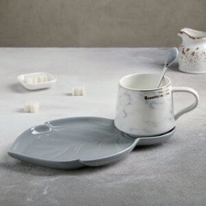 Чайная пара керамическая 'Листочек'3 предмета чашка 320 мл, блюдце 25,5x16 см, ложка, цвет серый