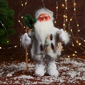 Дед Мороз 'С кудрявой бородой, в меховом костюме' 28 см, белый