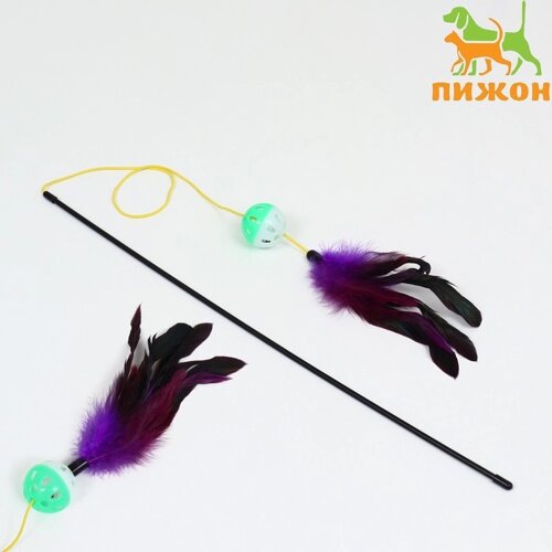 Дразнилка-удочка 'Канарейка'50 см, шар зелёный/белый, фиолетовые перья