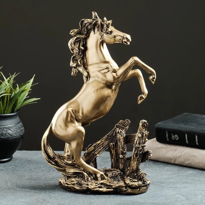 Фигура 'Лошадь на камне' 20х10х30 см, бронза с позолотой от компании Интернет-магазин "Flap" - фото 1