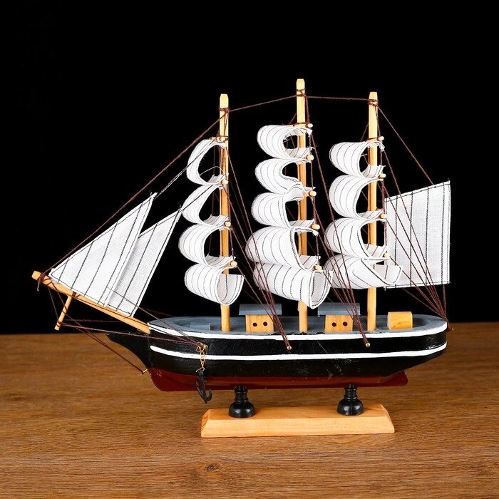 Корабль сувенирный средний 'Ганимед', от компании Интернет-магазин "Flap" - фото 1