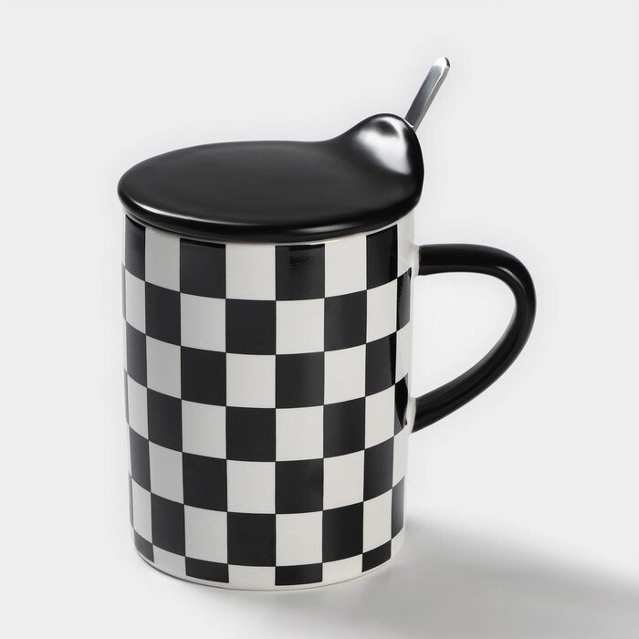 Кружка керамическая с ложкой 'Абстракт', 400 мл, цвет чёрный и белый от компании Интернет-магазин "Flap" - фото 1