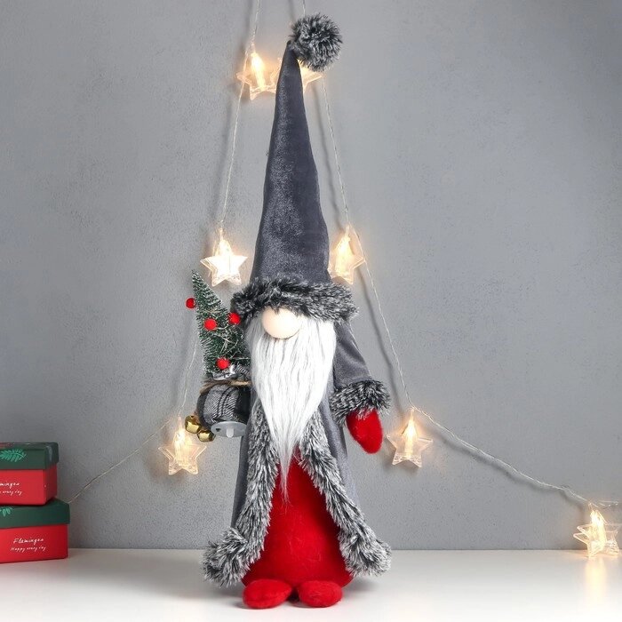 Кукла интерьерная 'Дед Мороз с ёлкой в мешке, серая бархатная шуба' 51х18х18 см от компании Интернет-магазин "Flap" - фото 1