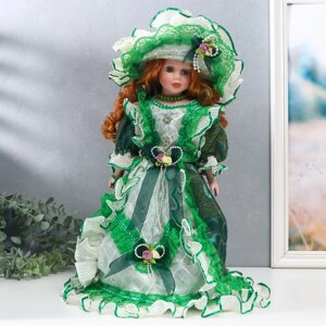 Кукла коллекционная керамика 'Фрейлина Абигейл в изумрудном платье' 40 см