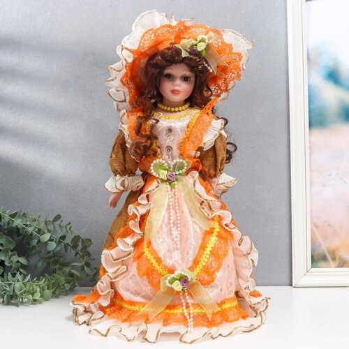 Кукла коллекционная керамика 'Фрейлина Абигейл в карамельно-оранжевом платье' 40 см