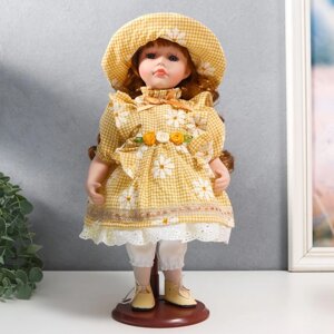 Кукла коллекционная керамика 'Маша в жёлтом платье в клетку с ромашками, в шляпке' 30 см