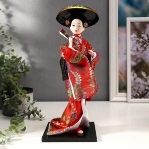 Кукла коллекционная 'Китаянка с веером в шляпе' 30х12,5х12,5 см