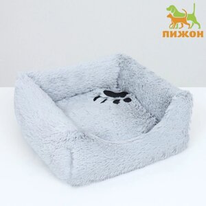 Лежак с подушкой квадратный пухлый 'BELKA'45 х 45 х15 см, мех, сатин, периотек, серый