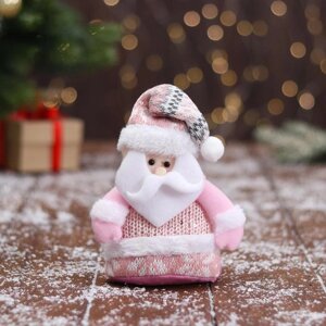 Мягкая игрушка 'Дед Мороз в вязаном костюме' 9х15 см, розовый