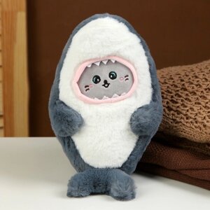 Мягкая игрушка 'Кот' в костюме акулы, 25 см, цвет серый