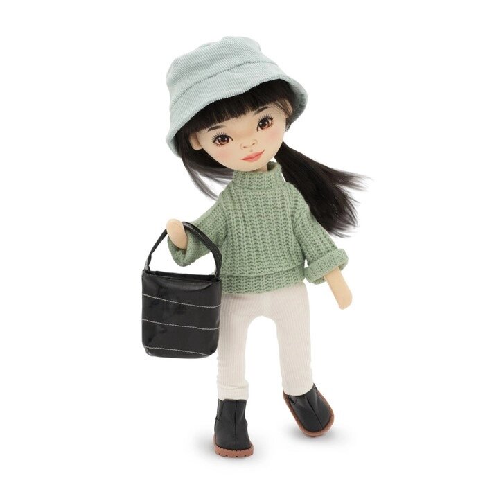 Мягкая кукла Lilu 'В зеленом свитере', 32 см, серия Весна от компании Интернет-магазин "Flap" - фото 1