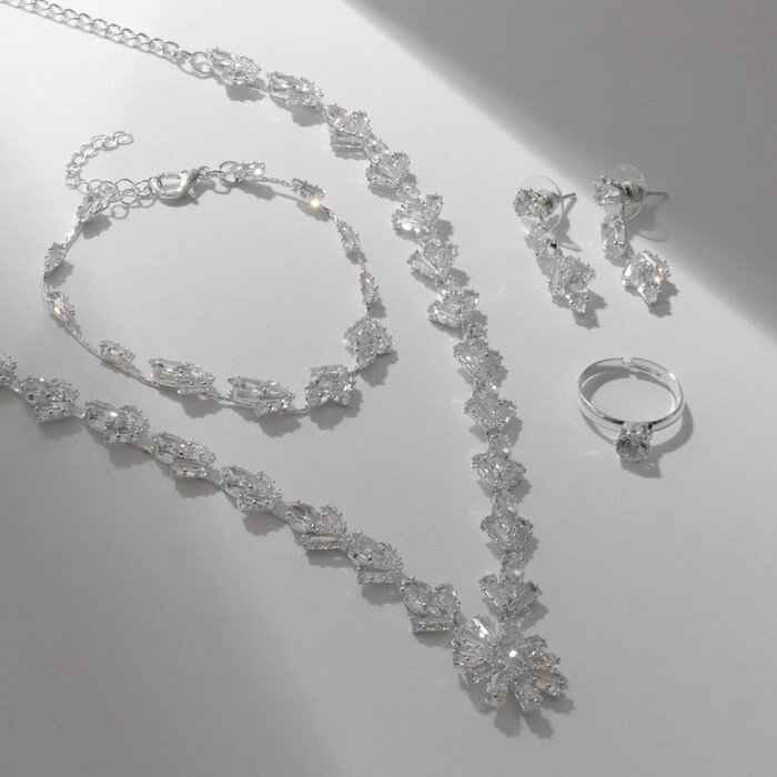 Набор 4 предмета серьги, колье, браслет, кольцо 'Изыск' цветок, цвет белый в серебре от компании Интернет-магазин "Flap" - фото 1
