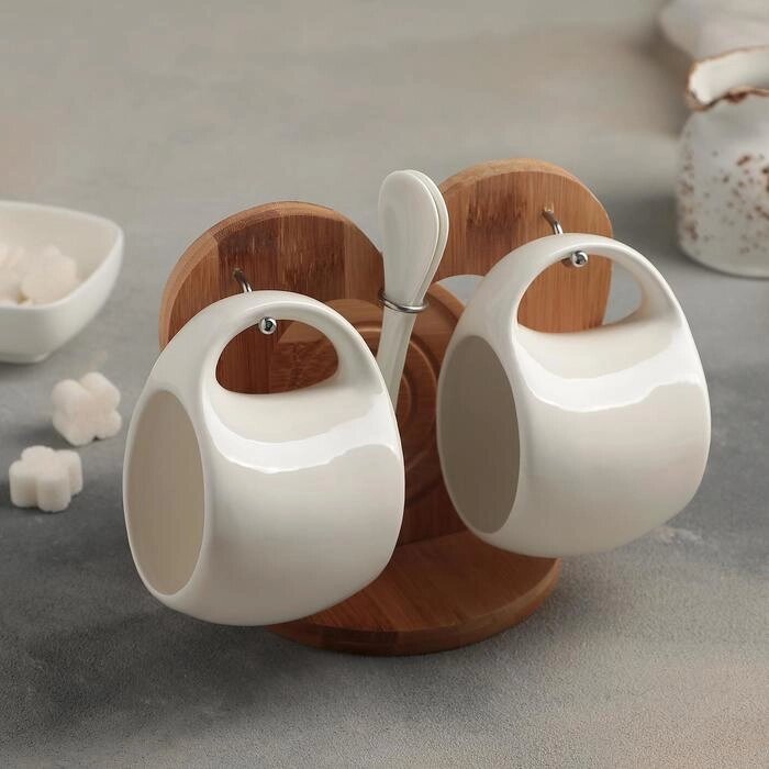 Набор чайный керамический на деревянной подставке 'Эстет', 6 предметов 2 чашки 200 мл, 2 подставки 9,5 см, 2 ложки, от компании Интернет-магазин "Flap" - фото 1