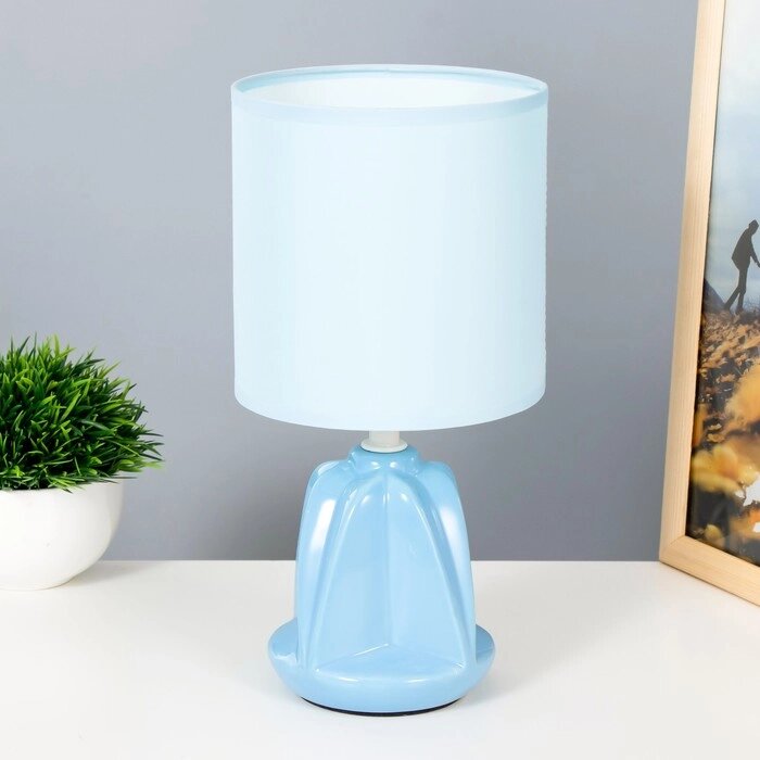 Настольная лампа 'Лаура' Е14 40Вт голубой 13х13х26,5 см RISALUX от компании Интернет-магазин "Flap" - фото 1