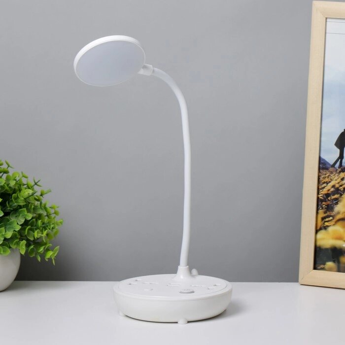 Настольная лампа 'Универсал' LED 5Вт 3000К 2 розетки 2хUSB2.0 белый 13х13х37см RISALUX от компании Интернет-магазин "Flap" - фото 1