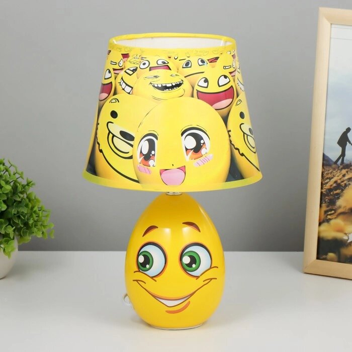 Настольная лампа 'Веселый смайлик' Е14 15Вт желтый 20х20х33 см RISALUX от компании Интернет-магазин "Flap" - фото 1