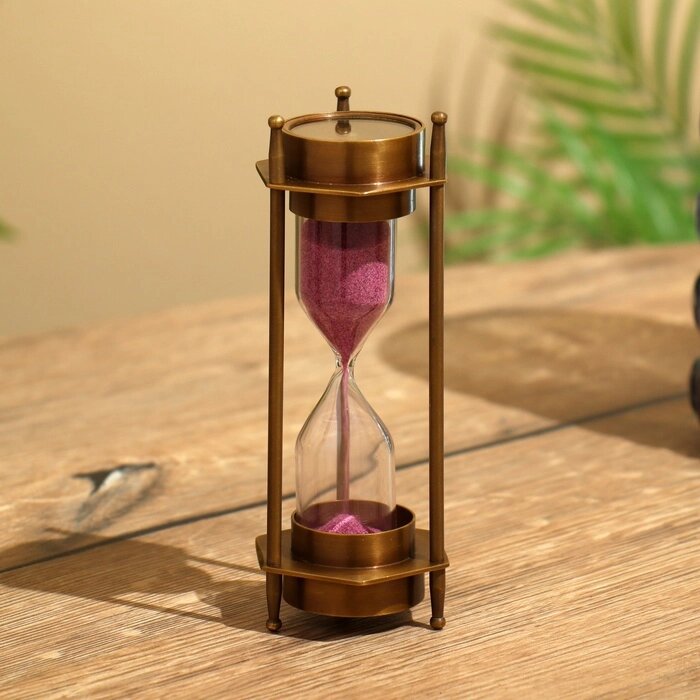 Песочные часы с компасом 14х5,5 см, латунь от компании Интернет-магазин "Flap" - фото 1