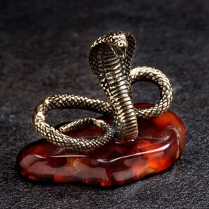 Сувенир 'Змея Кобра', большая, латунь, янтарь